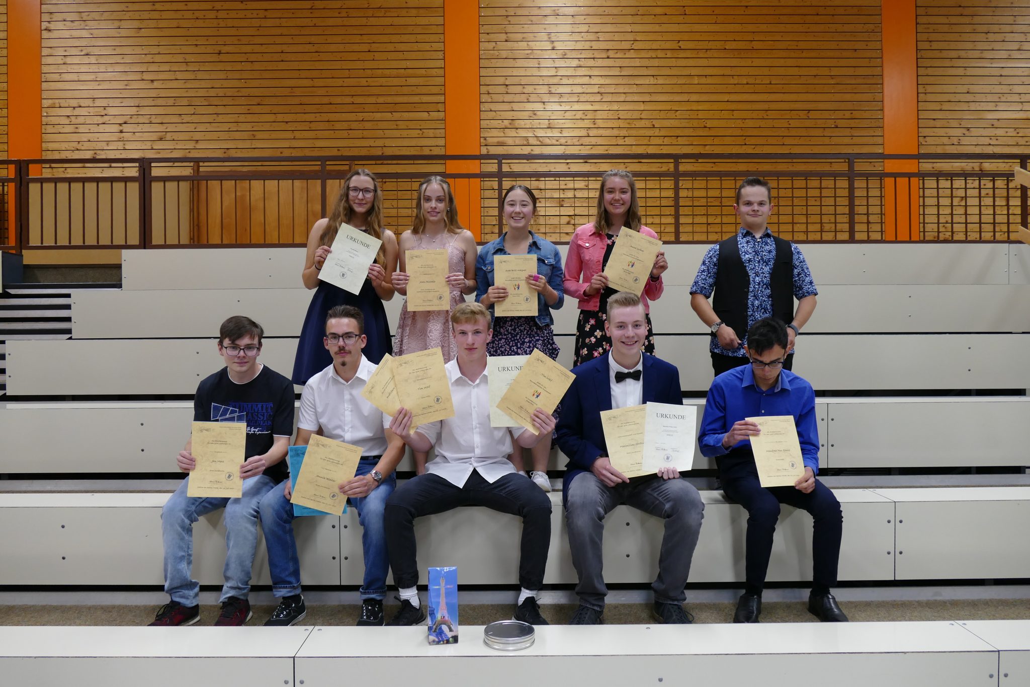 yes-we-can-abschlussfeiern-am-schulzentrum-stetten-a-k-m