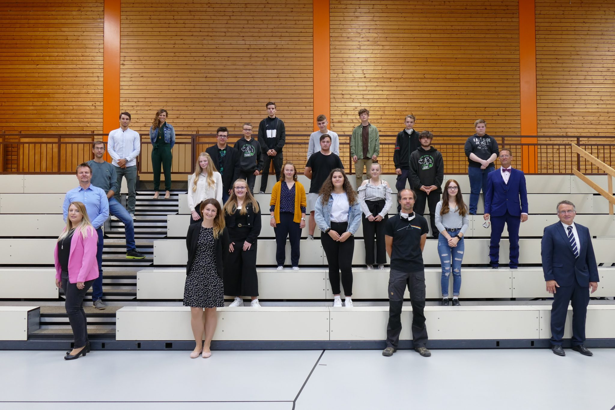 yes-we-can-abschlussfeiern-am-schulzentrum-stetten-a-k-m