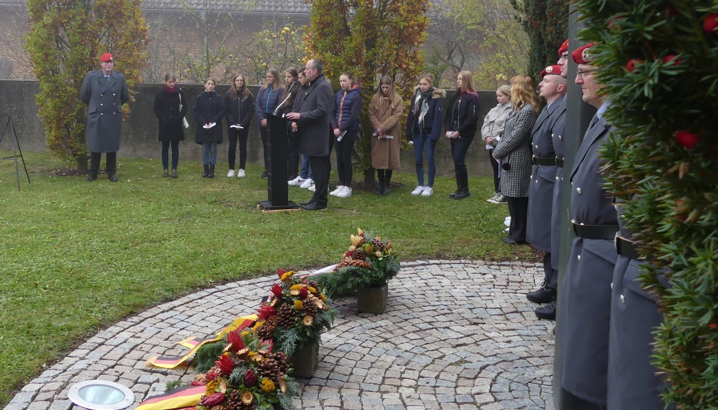 Review: Remembrance Day in Stetten am kalten Markt