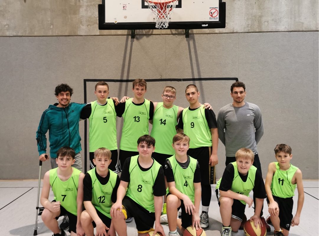 Basketball - Youth trains for Olympia